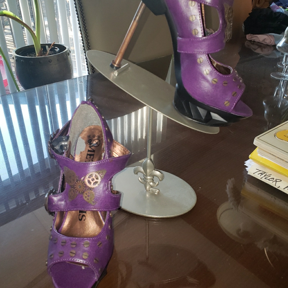 Shoes
